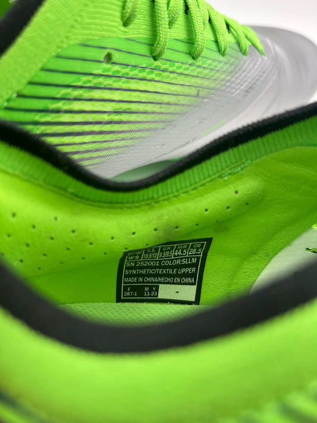 Skechers Razor FG 2025 Størrelse 44