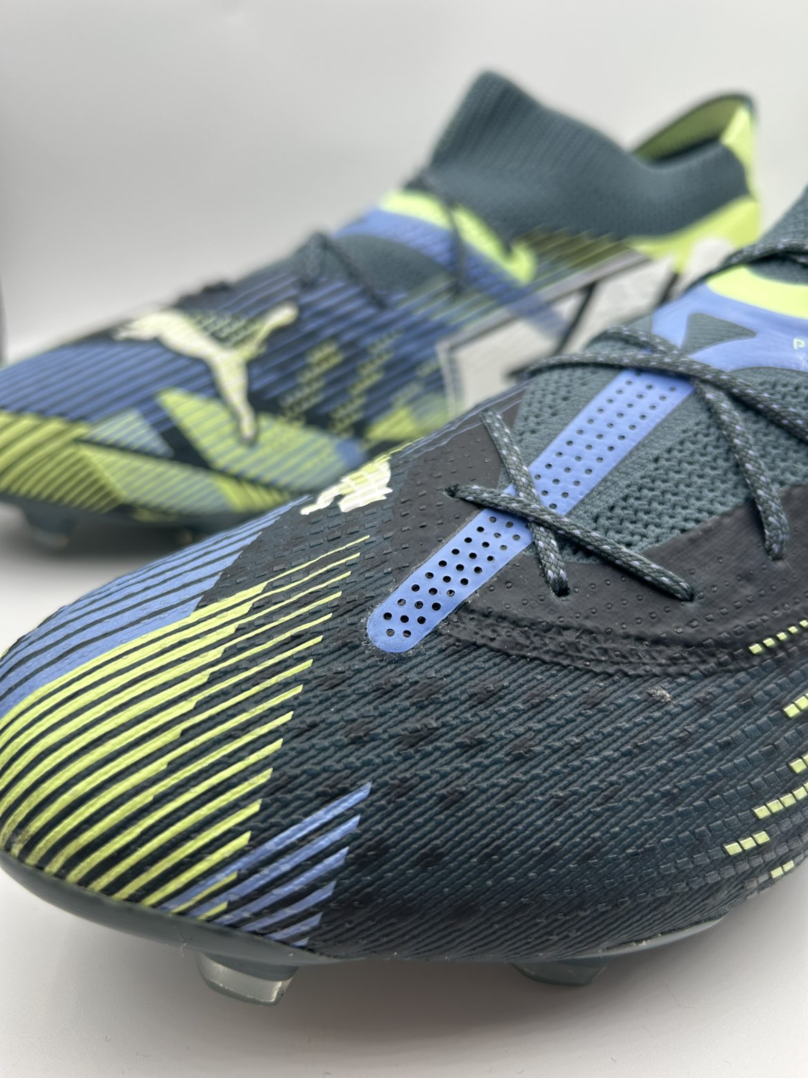 PUMA Future 7 Ultimate FG/AG Lights Out 2025 Størrelse 44