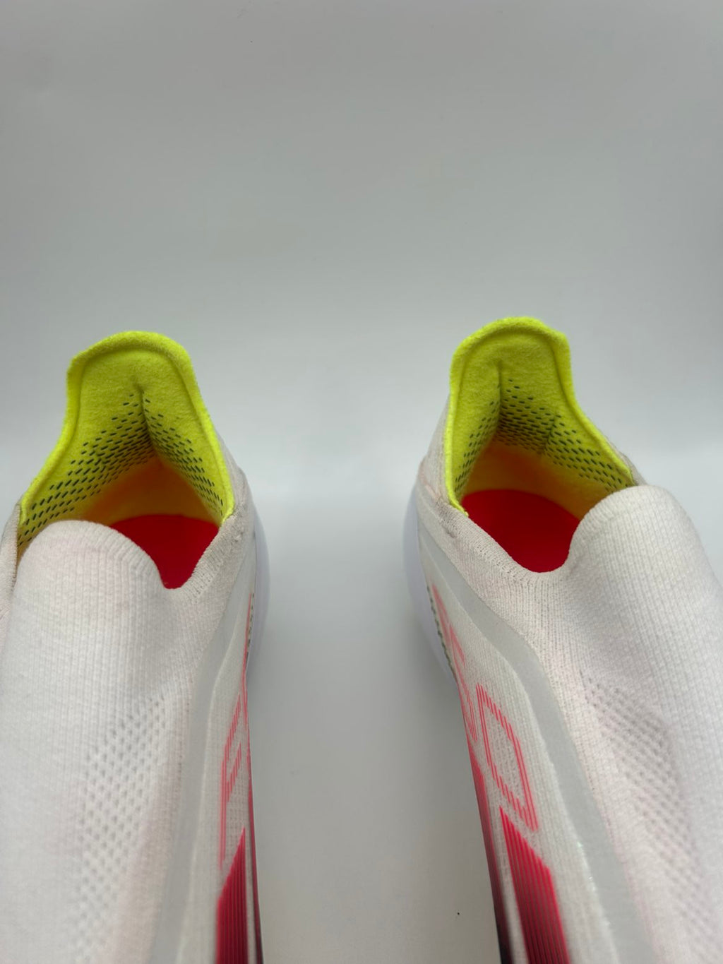 Adidas F50 Elite Laceless AG Pure Victory 2025  Størrelse 44
