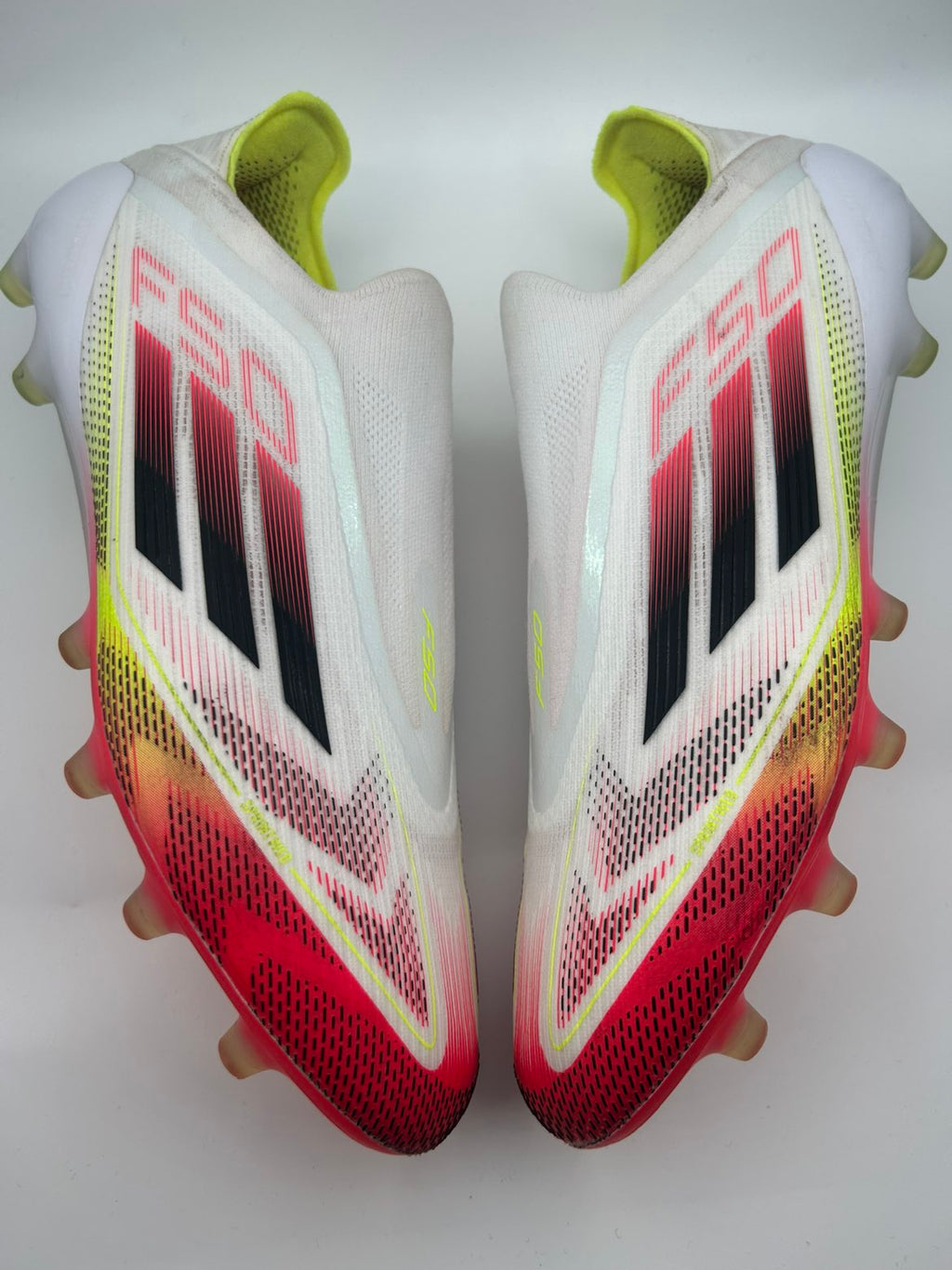 Adidas F50 Elite Laceless AG Pure Victory 2025  Størrelse 44