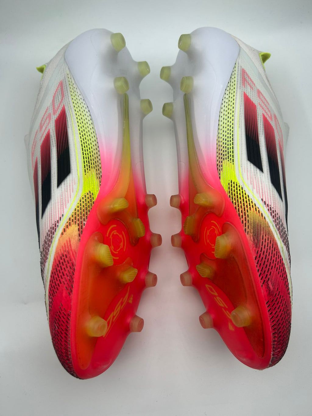 Adidas F50 Elite Laceless AG Pure Victory 2025  Størrelse 44