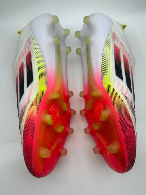 Adidas F50 Elite Laceless AG Pure Victory 2025  Størrelse 44