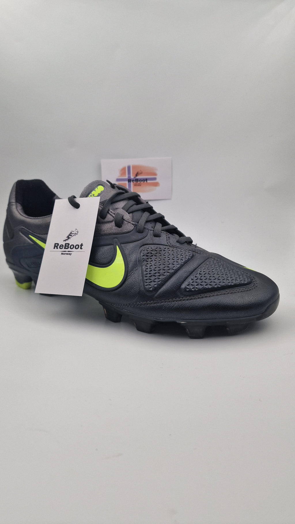 Nike ctr360 maestri ll AG/FG 2010