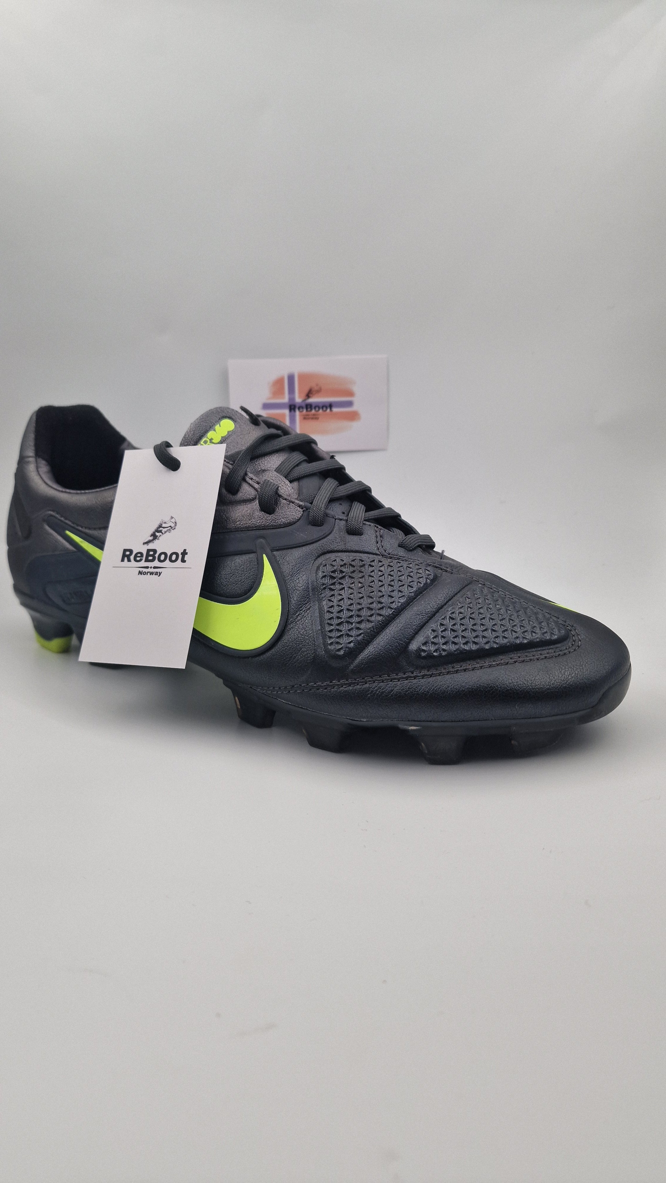 Nike ctr360 maestri ll AG/FG 2010